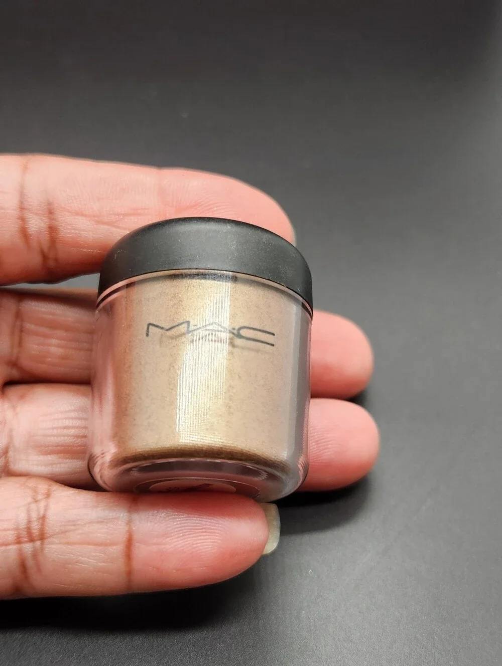 MAC Pigment Jar in 